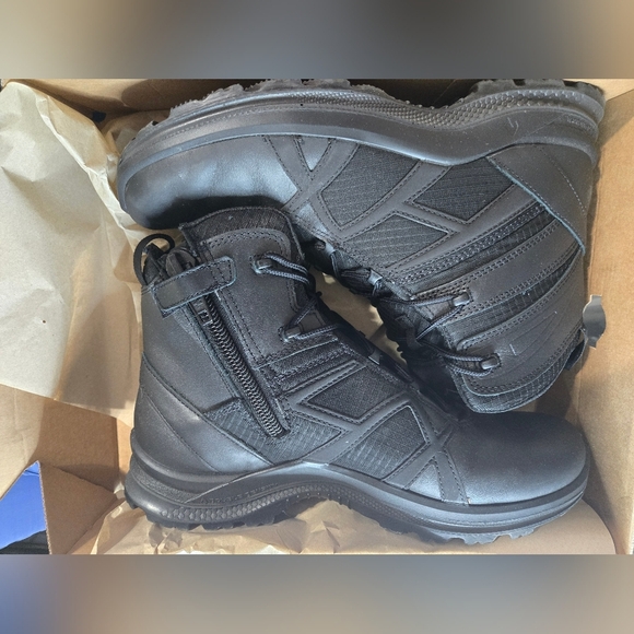 Black Eagle Athletic‎ 2.1 T Mid Side Zip 10.5 W